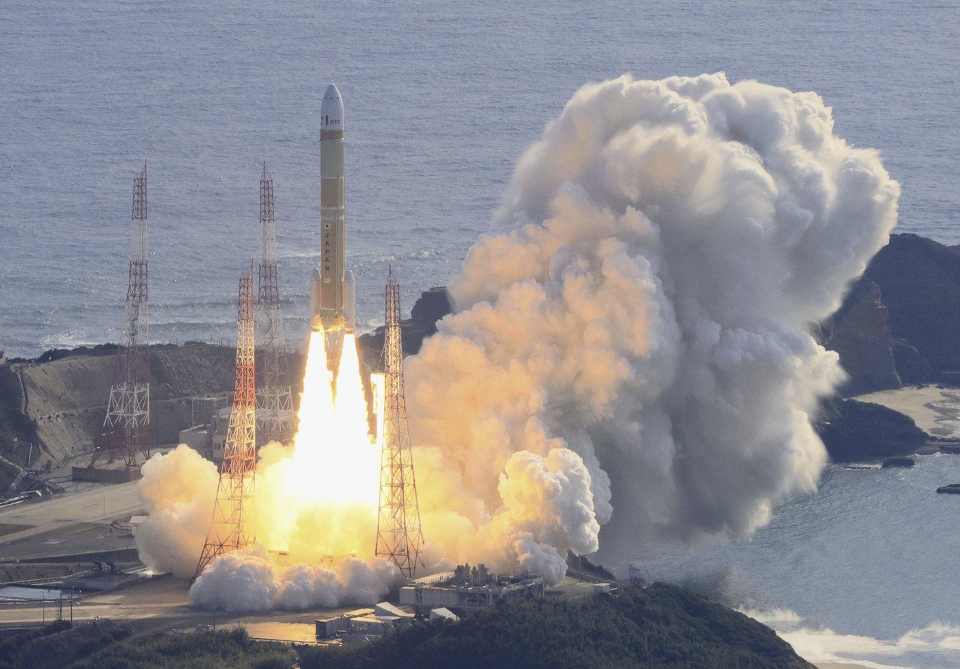 Japan S New Flagship H3 Rocket Reaches Orbit In A Key Test After Failed