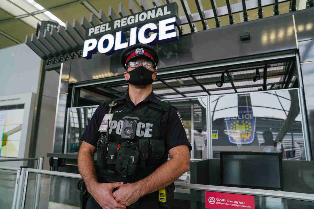 Peel Police Testing New Body Cameras At Pearson Airport - Wings ...